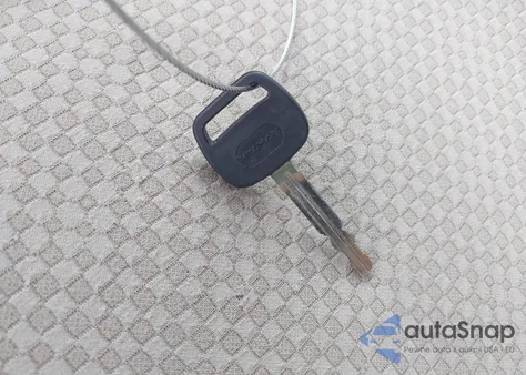 2007 Toyota Yaris из США, поврежденный, VIN JTDBT923771070255